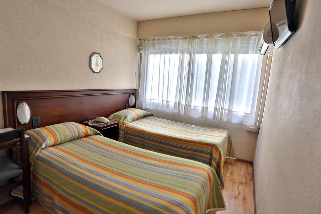 Hotel Eldorado Salto Pokoj fotografie